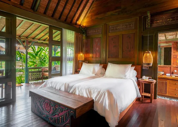 Arya Arkananta & Hotel Ubud (Bali)