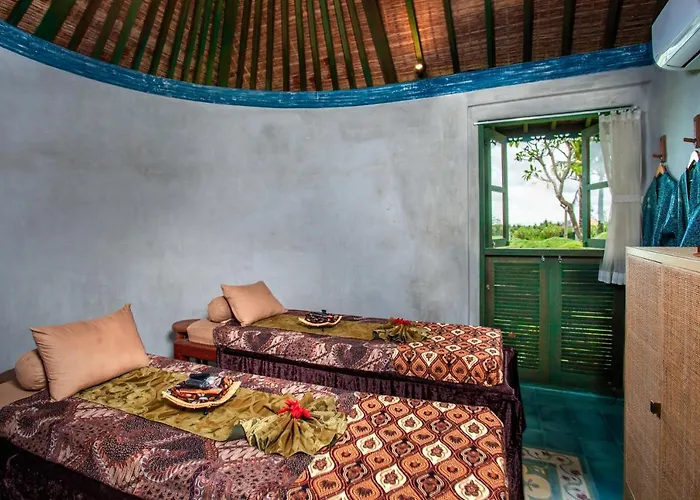 Hotel Arya Arkananta & Ubud (Bali)