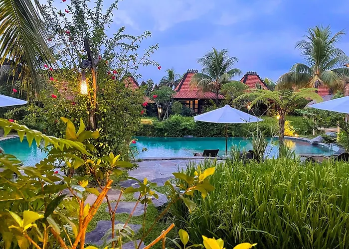 Arya Arkananta & Hotel Ubud (Bali)