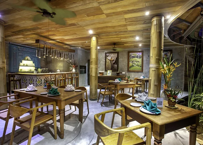 Arya Arkananta & 4* Ubud (Bali)